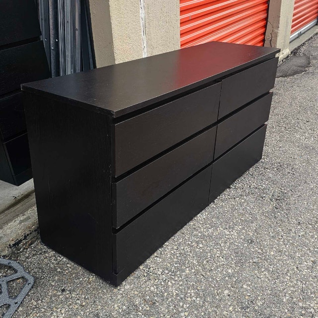 Delivery Available: Dresser Chest of drawers