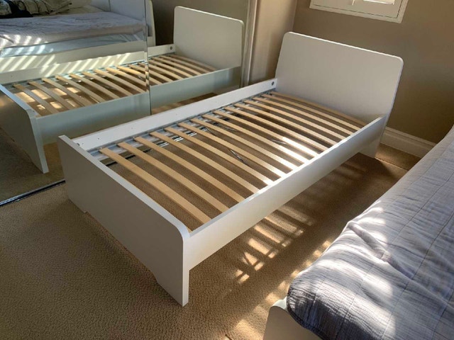 Delivery: Twin/Single bed frame and mattress - photo 2