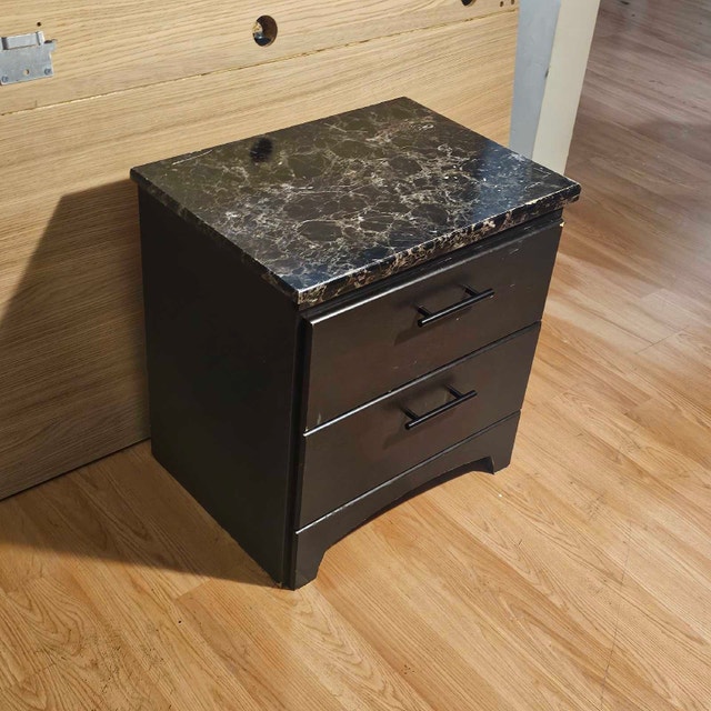 1 Bedside Table for sale - photo 2