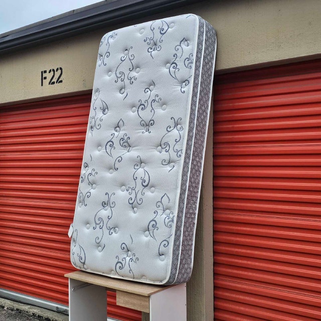 Delivery: Twin Size Mattress and box spring