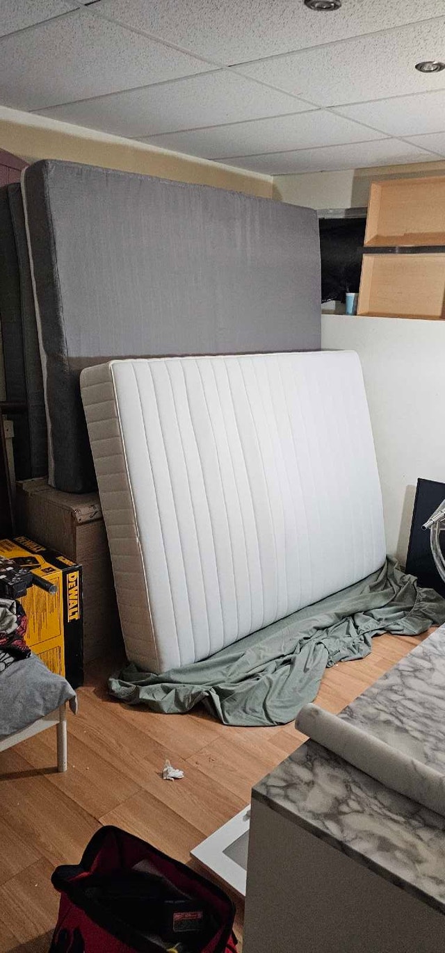 Delivery Queen Size Mattress