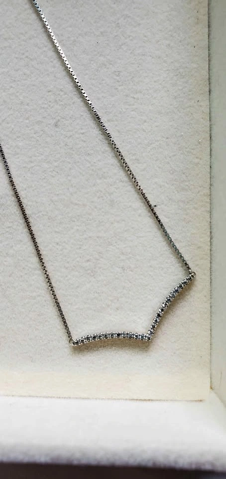 Pandora Chevron Necklace