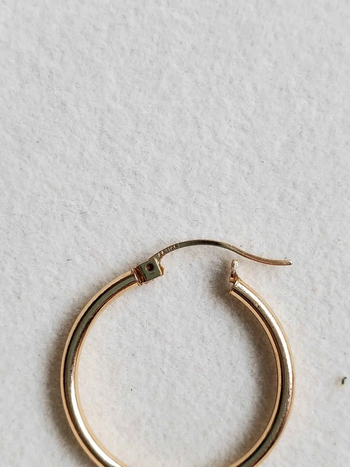 10K /14K Solid Gold Hoop Earrings • 1.47g • 22mm - photo 3