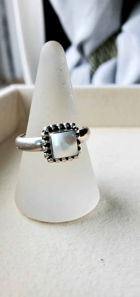 Silpada Mother of Pearl Ring