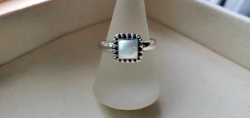Silpada Mother of Pearl Ring - photo 2