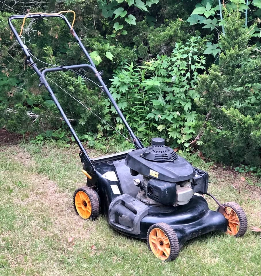 Poulan Pro Push Mower