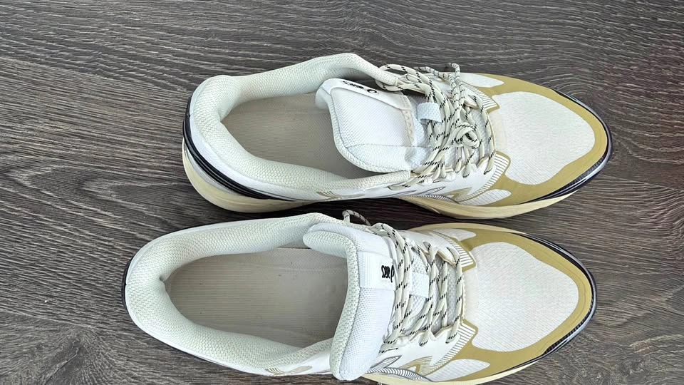 Asics GEL-TERRAIN Sneakers