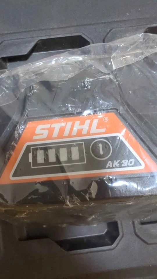 STIHL batteries - photo 3