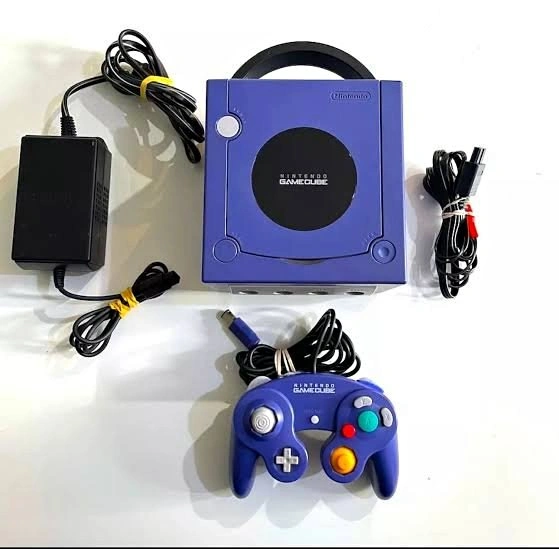 Complete Nintendo GameCube Bundle - 19 Games, 4 Controllers