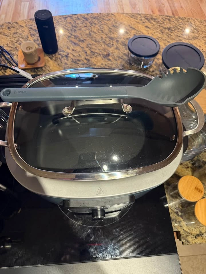 Ninja slow cooker 14-in-1 - must go today! - photo 2