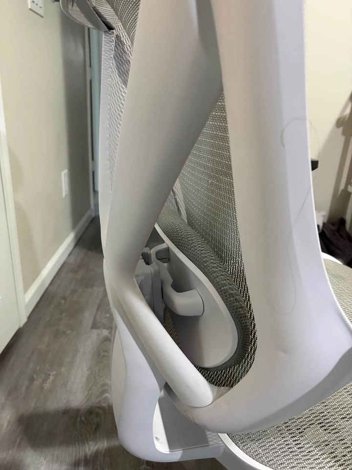 Ergonomic Mesh Office/Desk Chair – Gray/white - photo 4