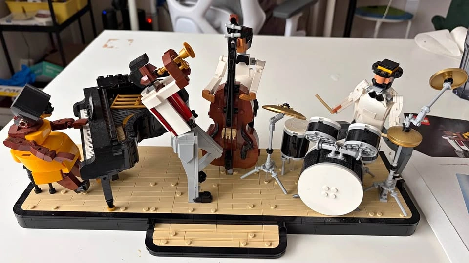 LEGO Ideas 21334 Jazz Quartet – Retired Set