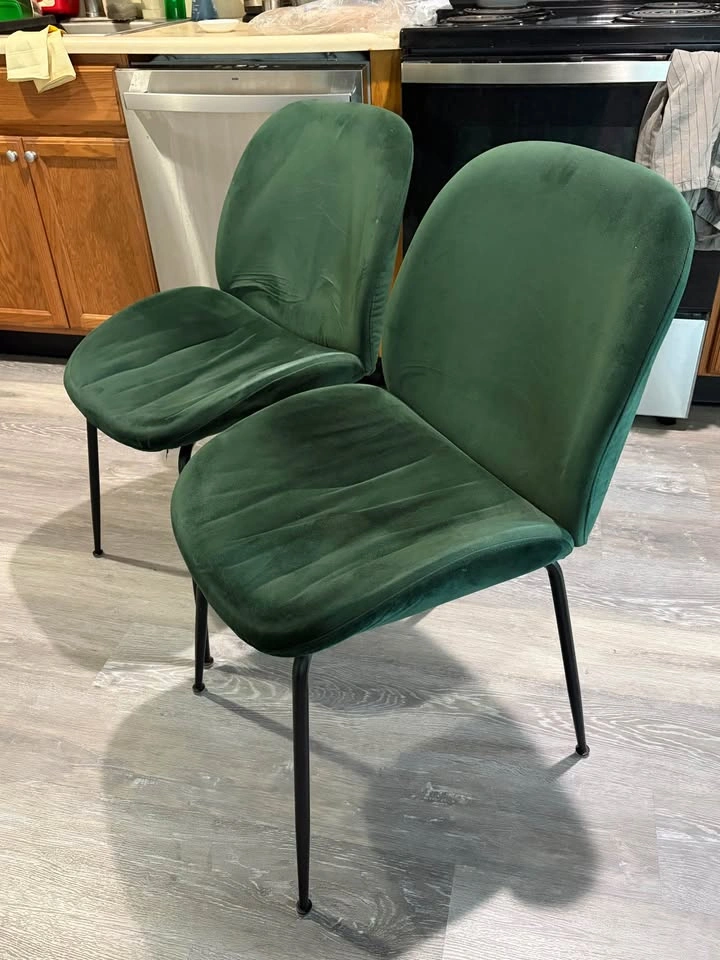 Set of 2 Green Velvet Dining Chairs - photo 2