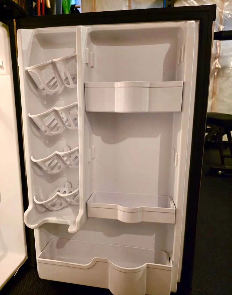 Danby Stainless Steel Bar Fridge - photo 4