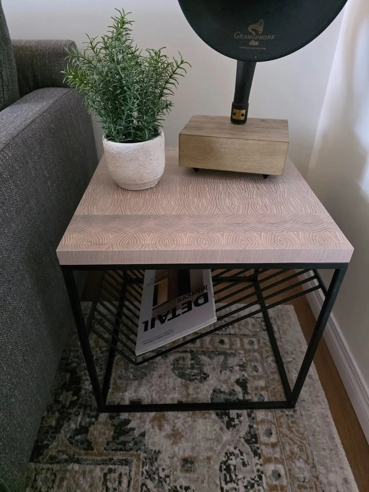 Custom Side Tables (2) w/ Hand Made End Grain Red Oak Top - photo 2