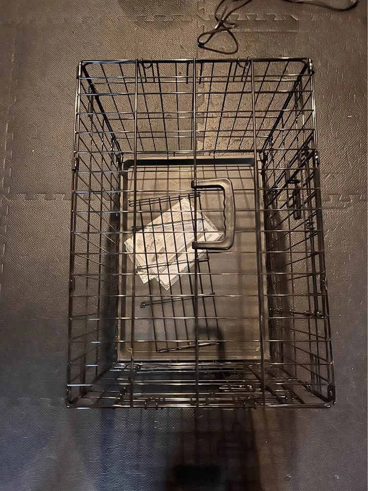 Wire Dog Crate (Small Breed) - photo 3