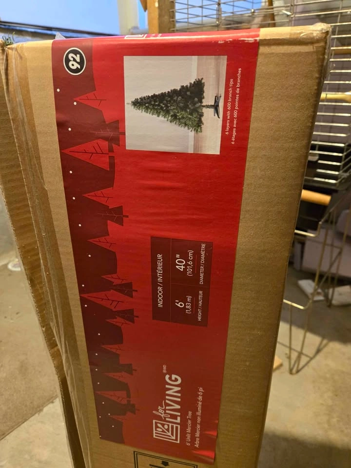 Slim Christmas tree, ornaments / decor, and wreath bundle - photo 2