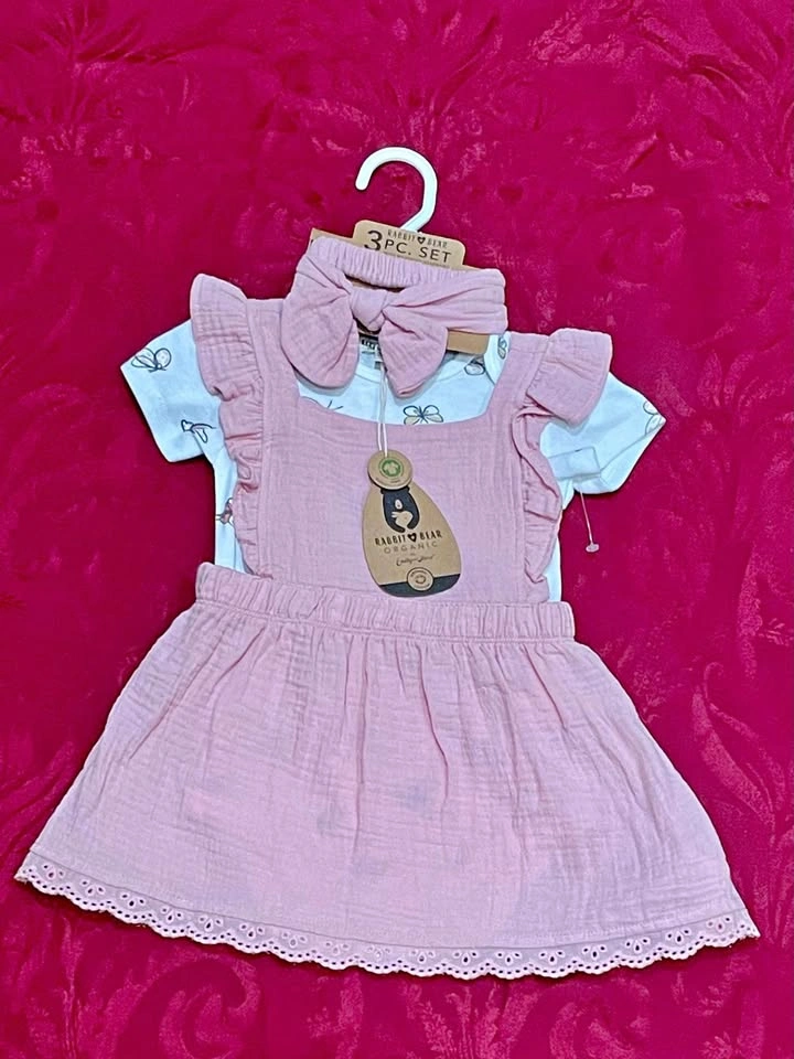 NEW 3 pcs Set Girls Outfit 24m - Rabbit ❤️ Bear