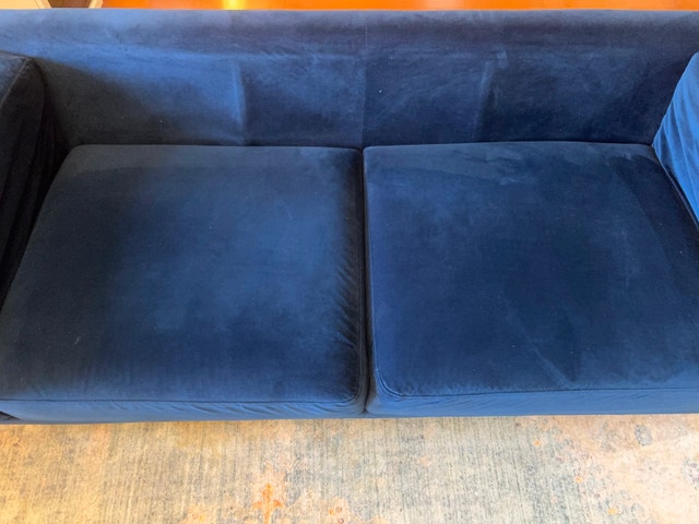 Living Room Sofa/ Coach - photo 4