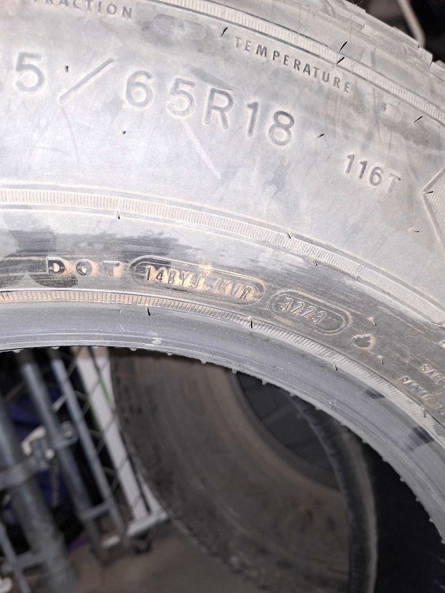 Four tires no rim - photo 3