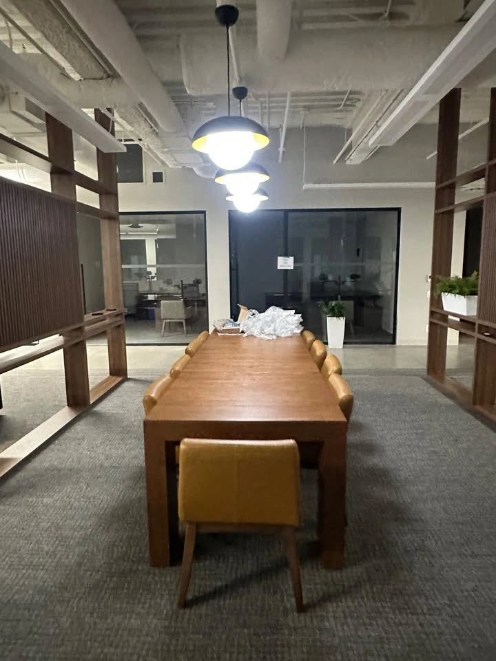 Professional Racking, Furniture & Installation Services - photo 4