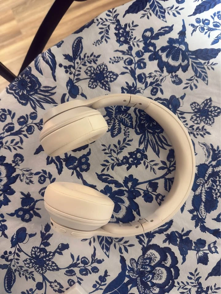 Headphones for sale - photo 4