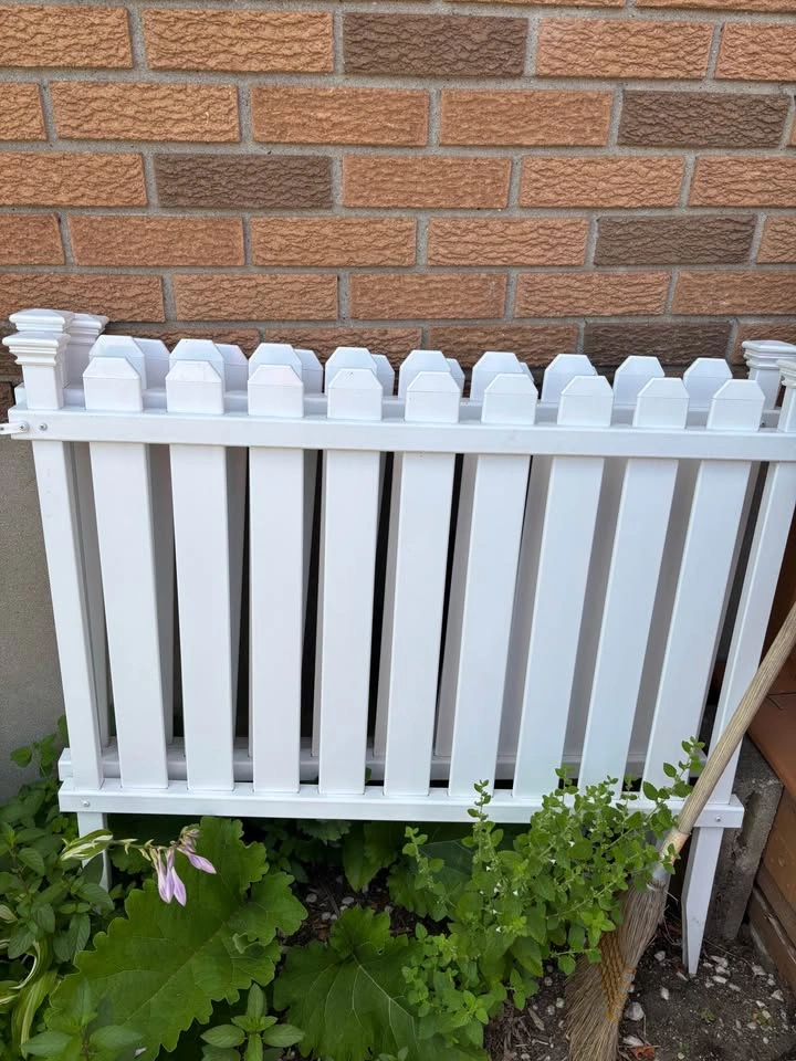Zippity No Dig Vinyl Fence - photo 4