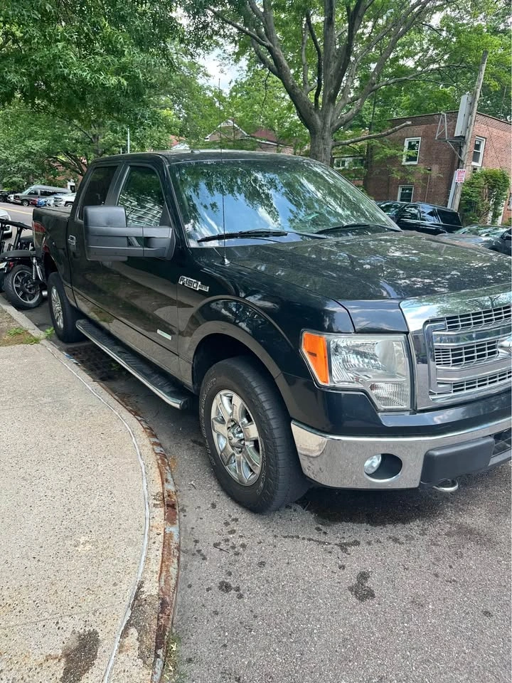 2014 Ford F150 SuperCrew Cab XLT Pickup - photo 2