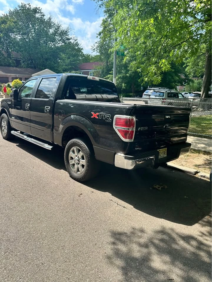 2014 Ford F150 SuperCrew Cab XLT Pickup - photo 4