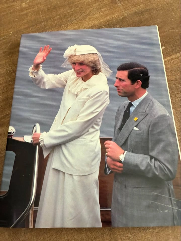 Charles and Diana in Canada Book - photo 4