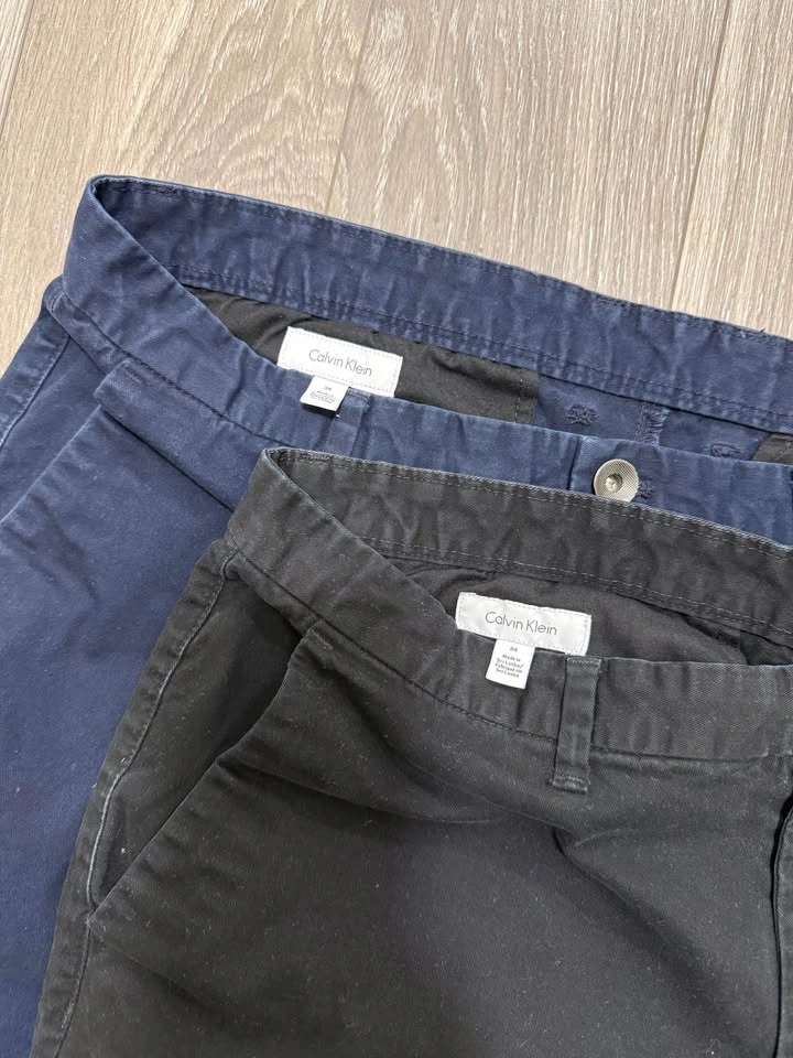 Calvin Klein Men's Shorts – Size 34 - photo 2
