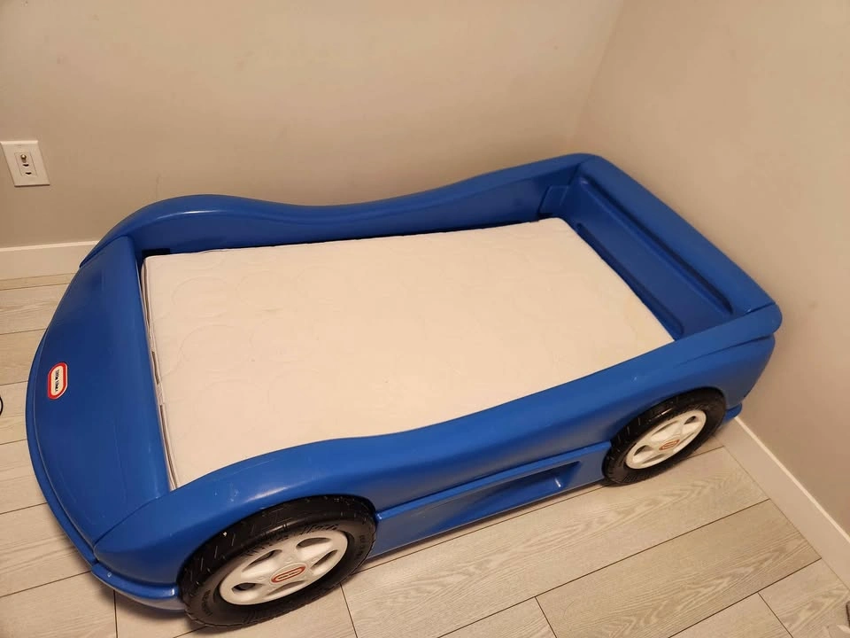 Little Tikes Blue Race Car Toddler Bed - photo 2