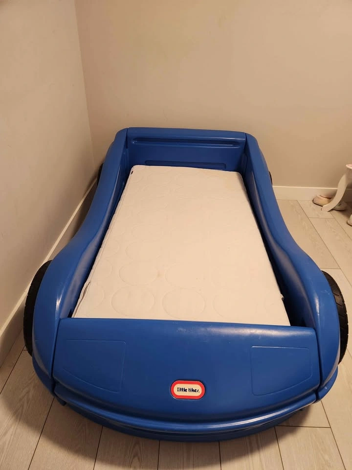 Little Tikes Blue Race Car Toddler Bed - photo 3
