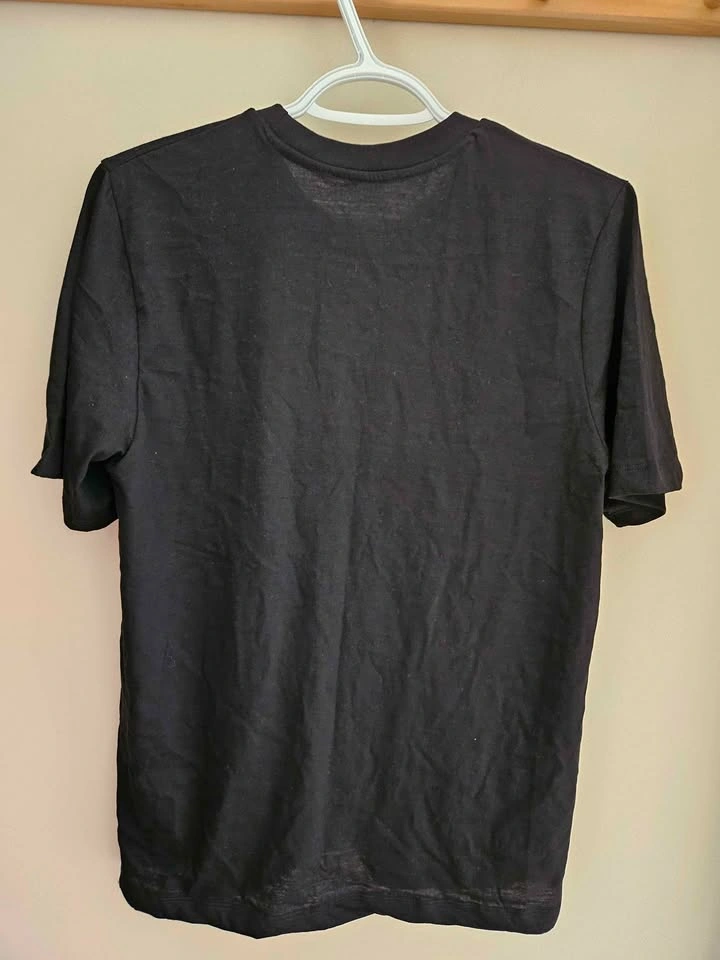 Brand new unworn mens t shirts size small - photo 2