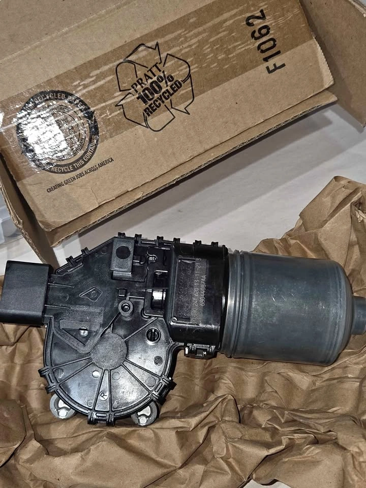 Wiper Motor - Mopar (68044087AA)