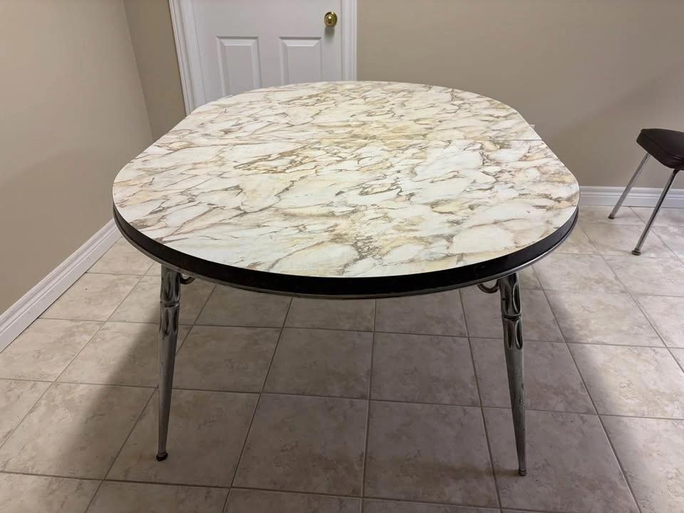 Dining Table with 4 Chairs - photo 2