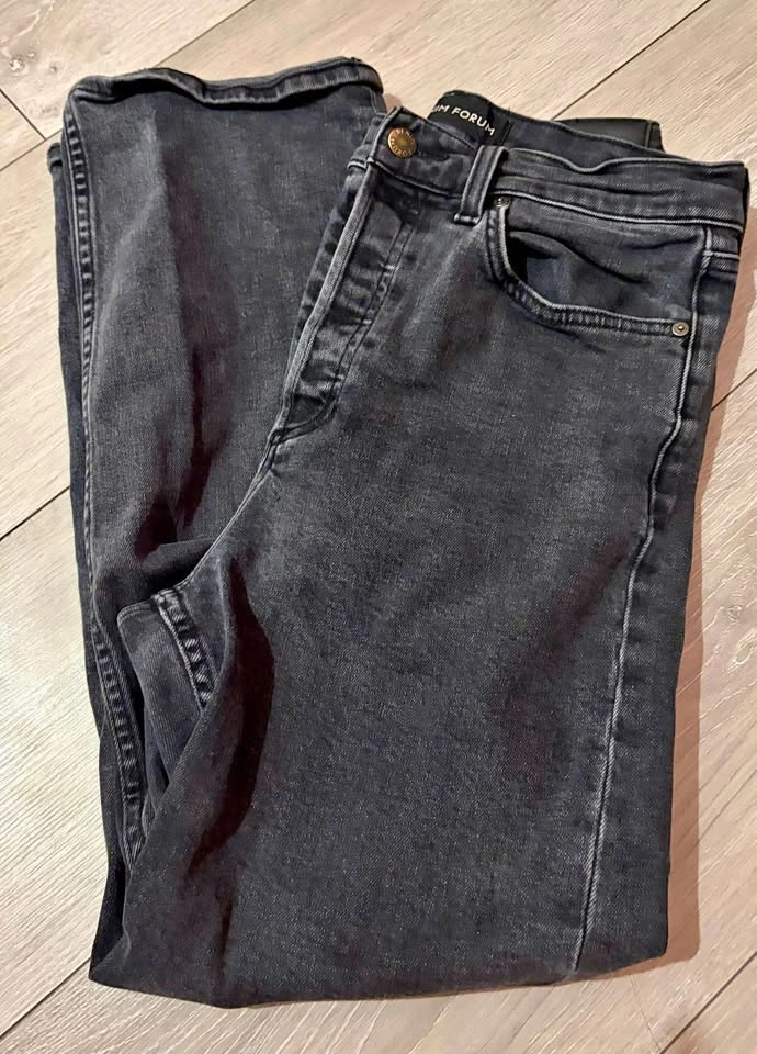 Denim Forum Arlo high rise straight Jean