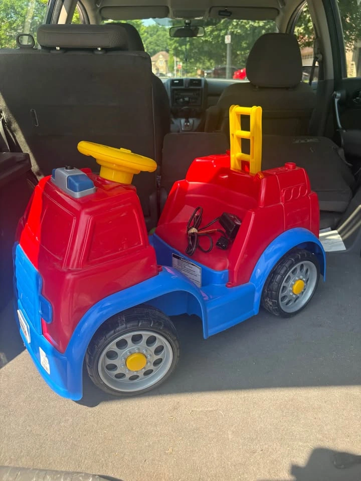 Power Wheels Fire Truck Ride-On - photo 2
