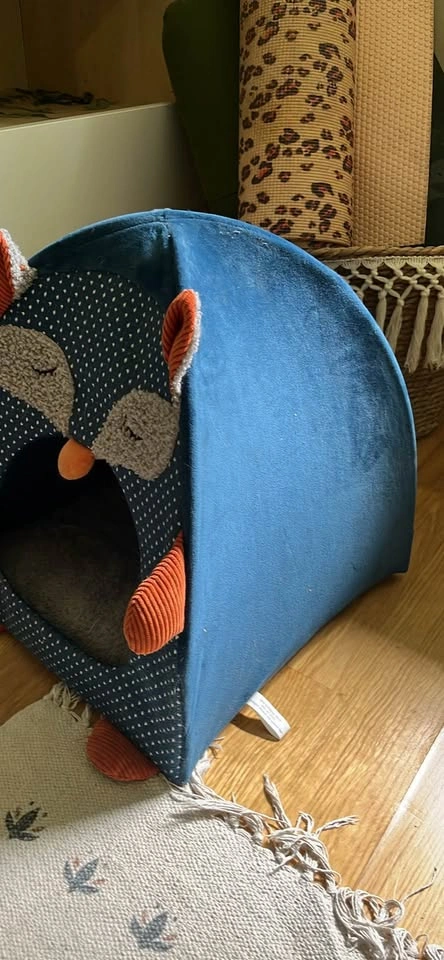 Fox Shaped Plush Small Pet Bed - photo 3