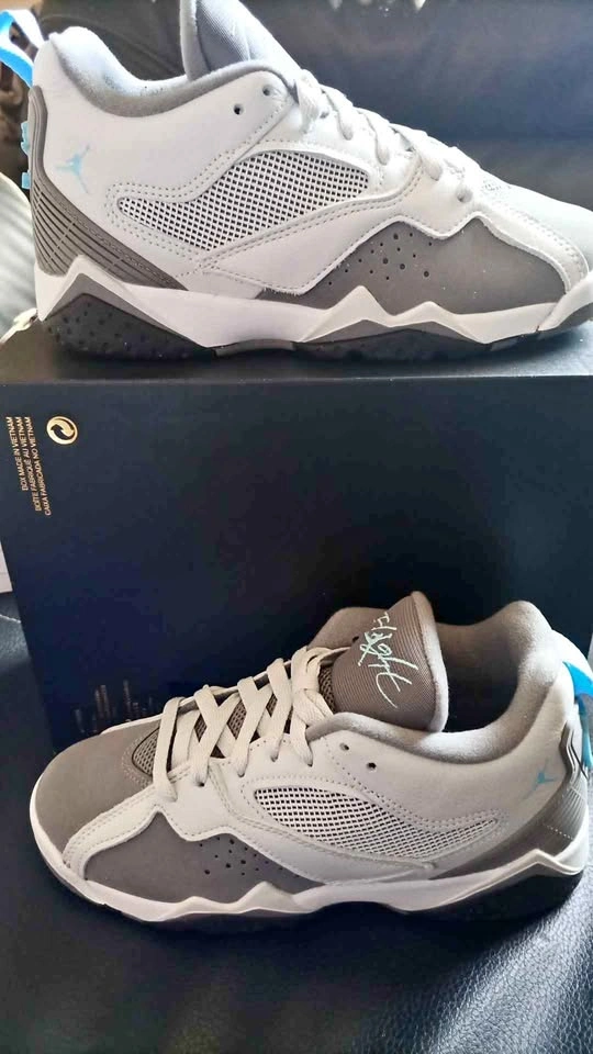 New Jordan Flight MVP 92 (GS) Photo Dust/Blue Chill 5Y