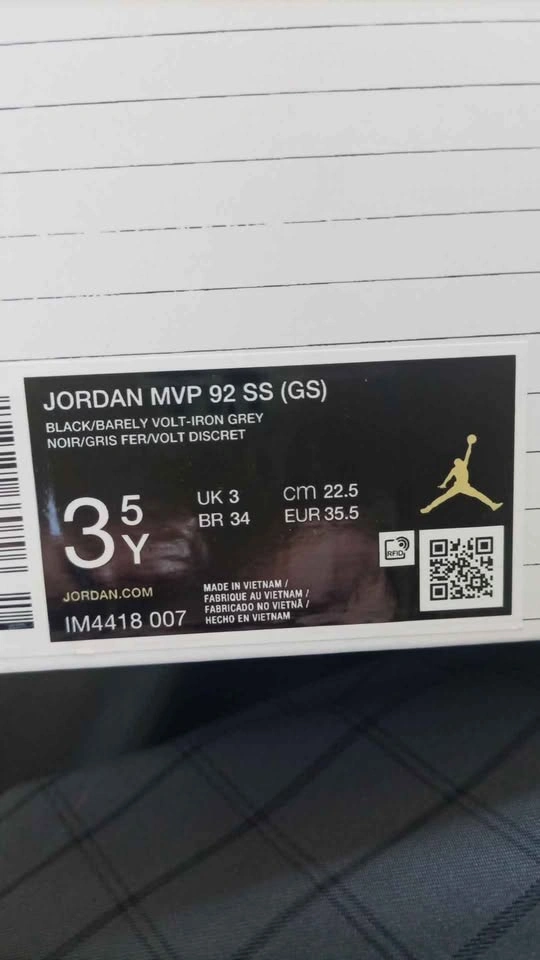 New Jordan Flight MVP 92 SS (GS) Black/Barley Volt-Iron grey - photo 4