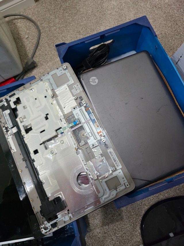 Assorted Laptop Parts and Components - photo 2