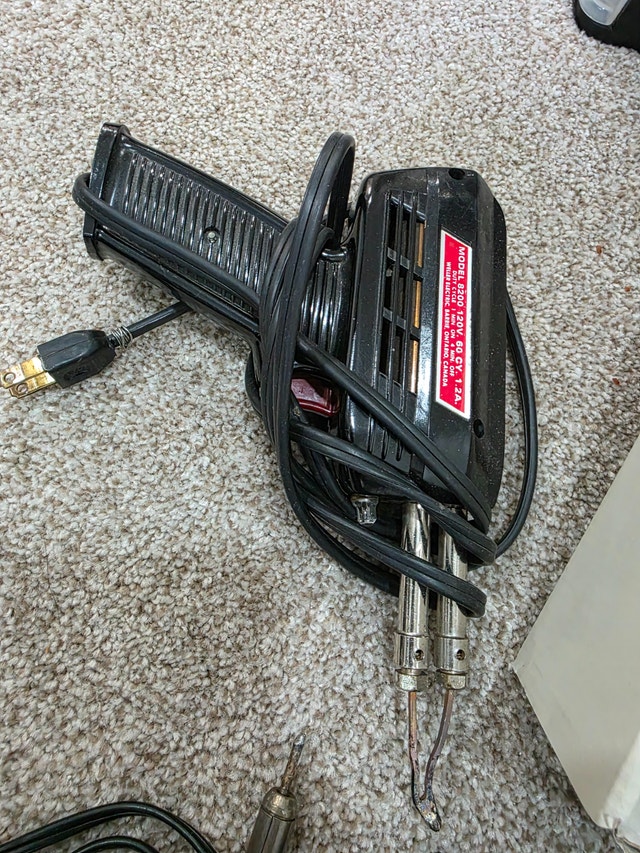 Weller WESD51 Soldering Station and Weller 8200 Soldering Gun - photo 4