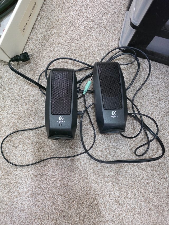 Altec Lansing and Logitech Computer Speakers - photo 2