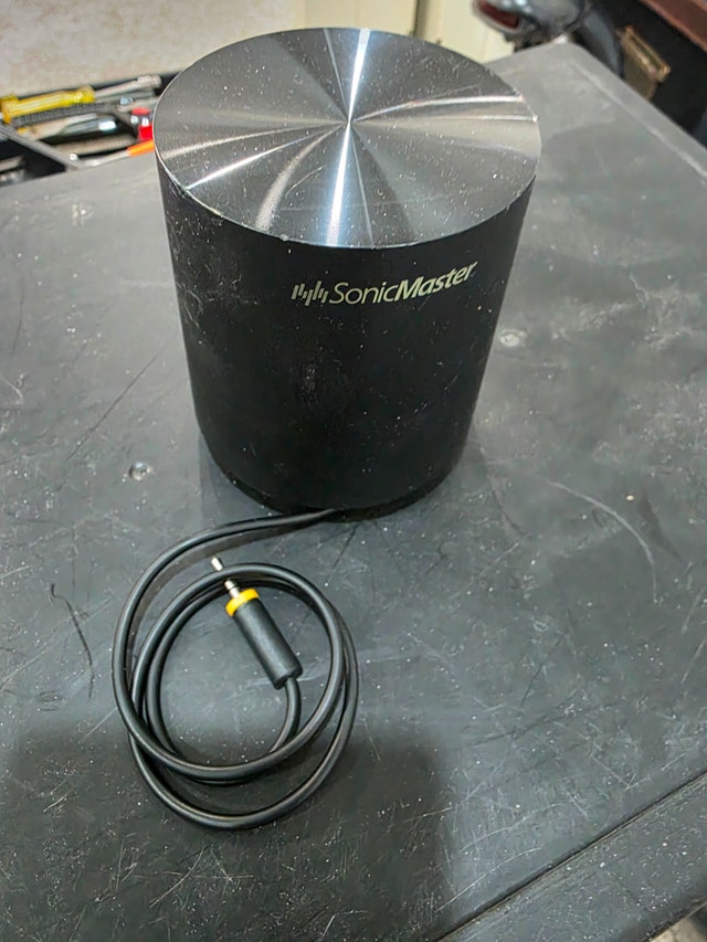 Altec Lansing and Logitech Computer Speakers - photo 4