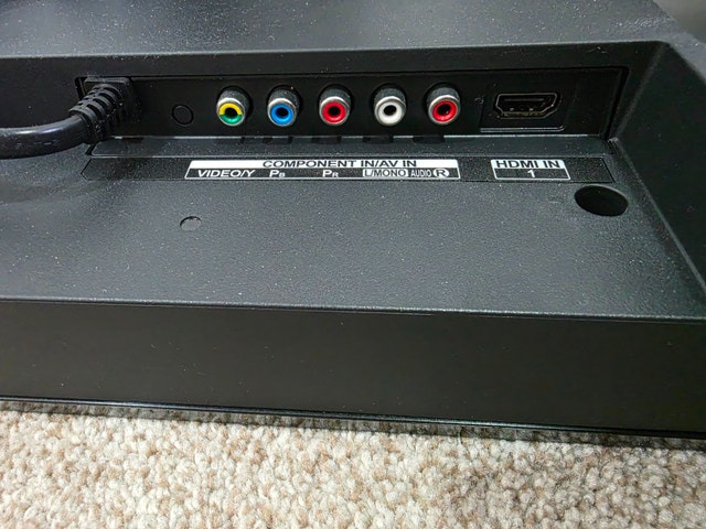 LG 32LJ500B 32-inch LED TV - photo 2