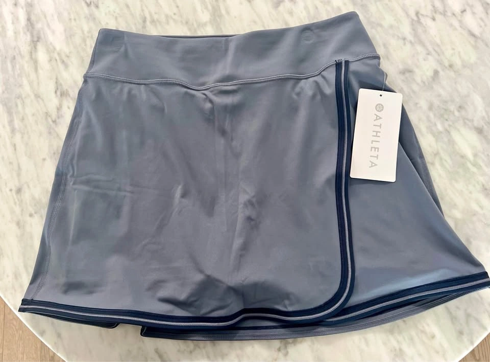 New with tags Athleta Tennis / Pickleball skirt size M