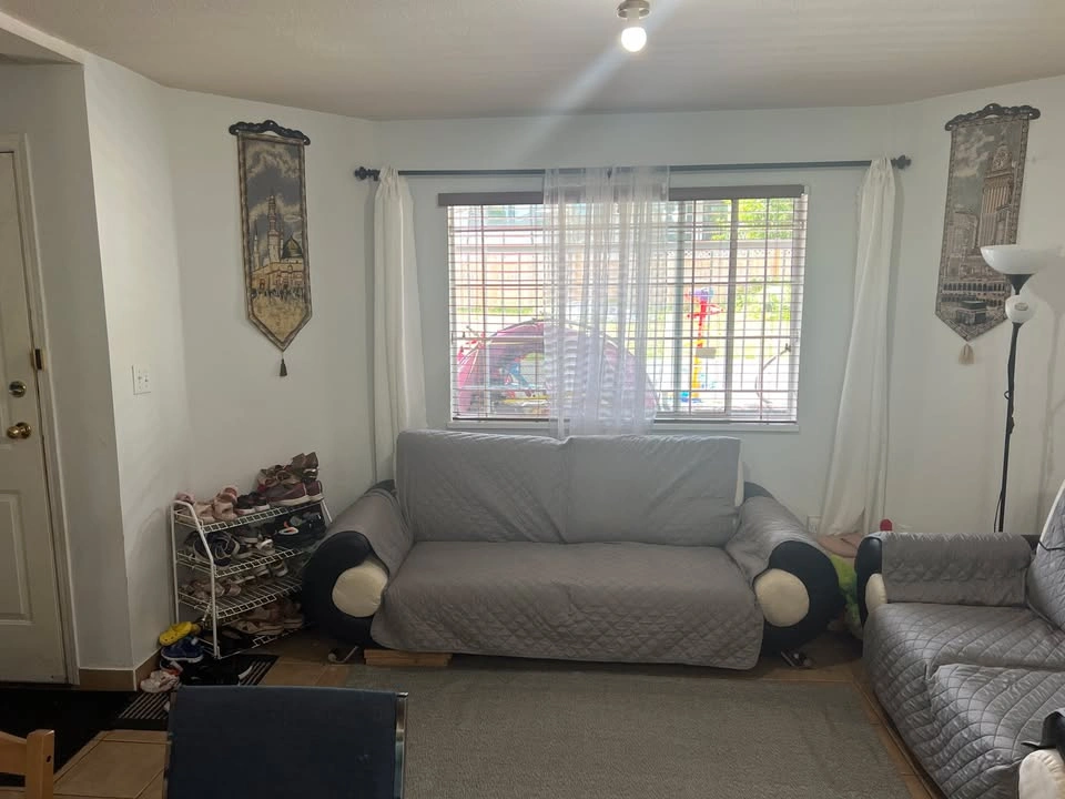 2 beds 1 bath House
