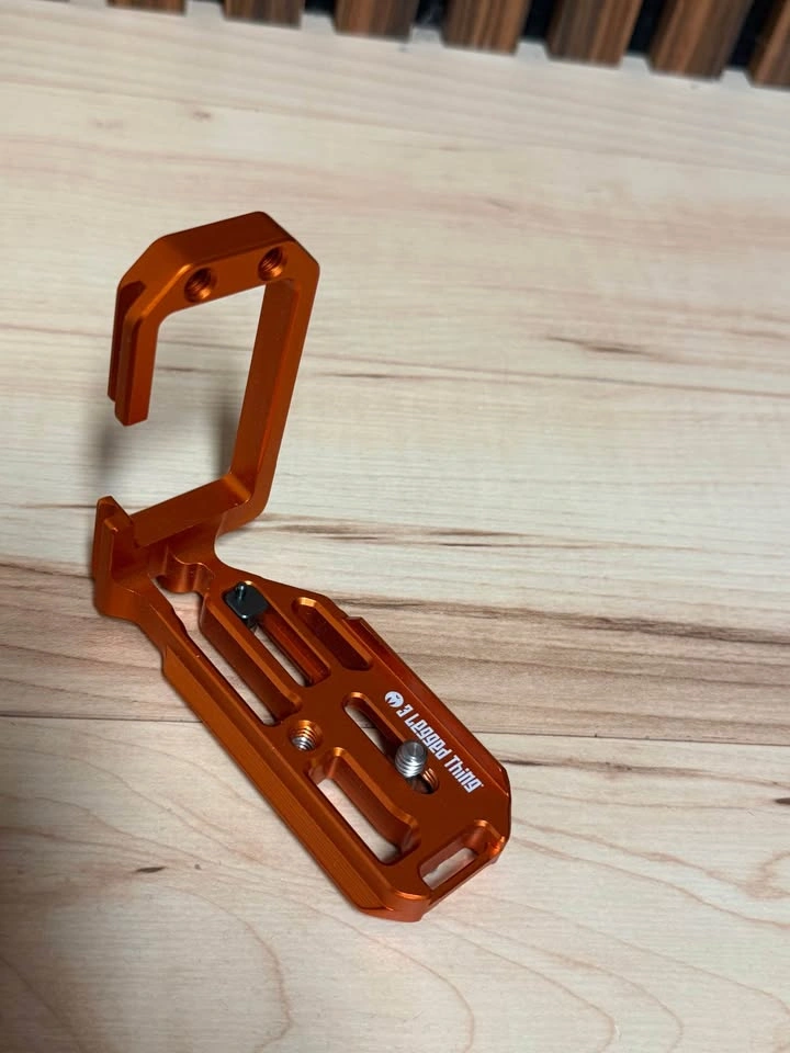 3Legged Things L Bracket for the Canon R5 - photo 3