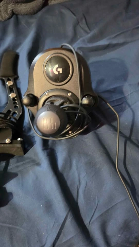 Logitech G923 steering wheel setup - photo 5